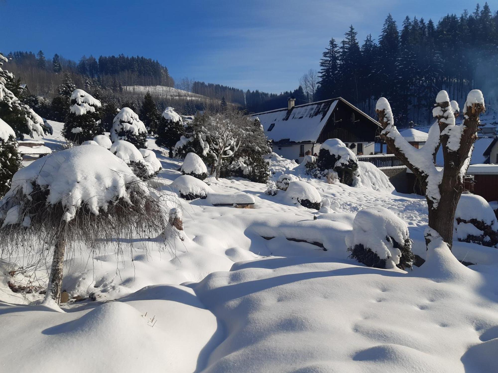Chalupa V Haraticich Jablonec nad Nisou Esterno foto